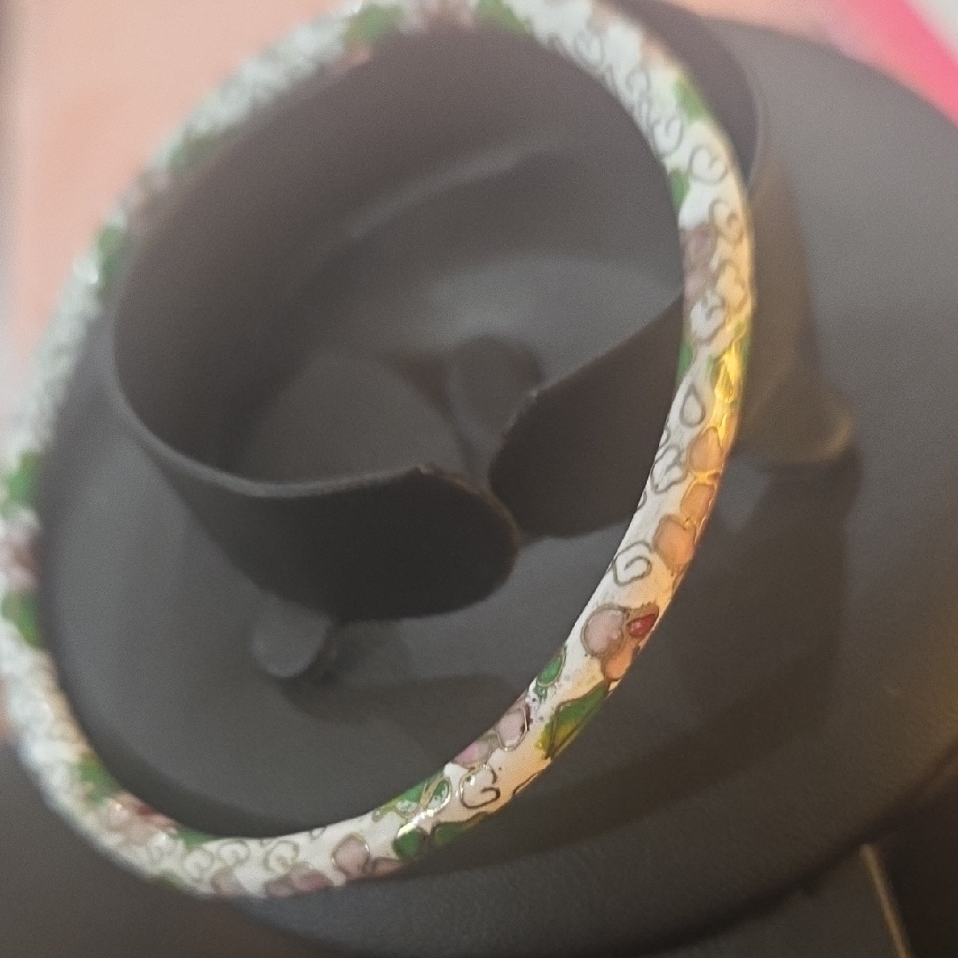 Cloisonne Floral Enamel Bangle Bracelet 22$